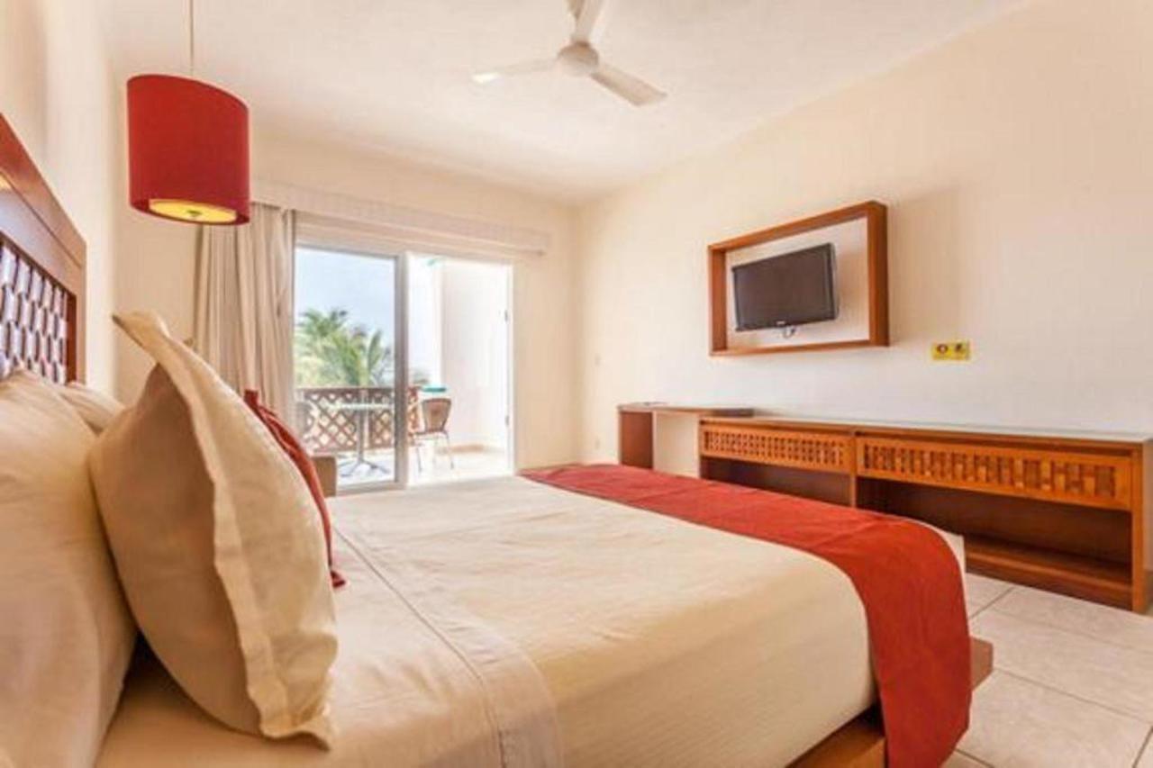 פוארטו אסקונדידו Hotel Blater מראה חיצוני תמונה