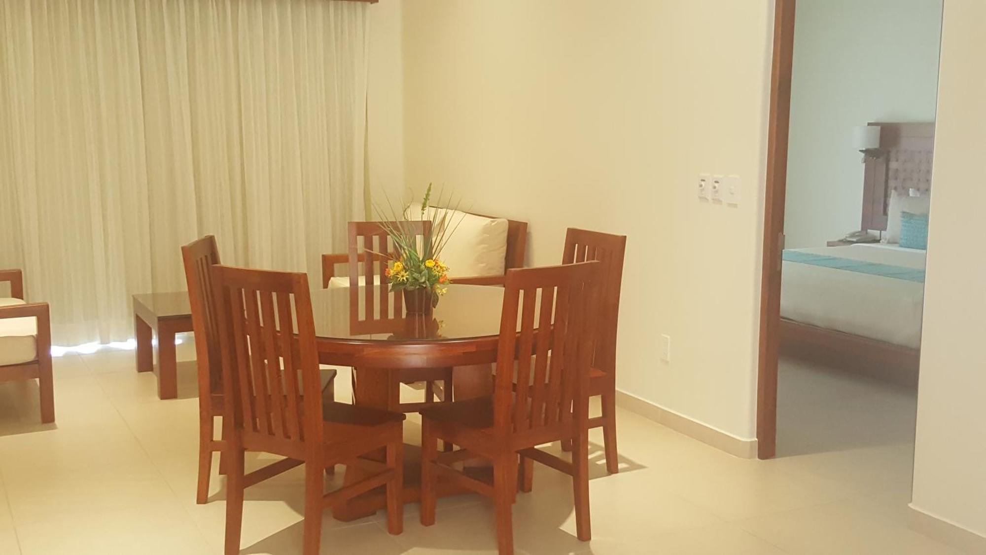 פוארטו אסקונדידו Hotel Blater מראה חיצוני תמונה