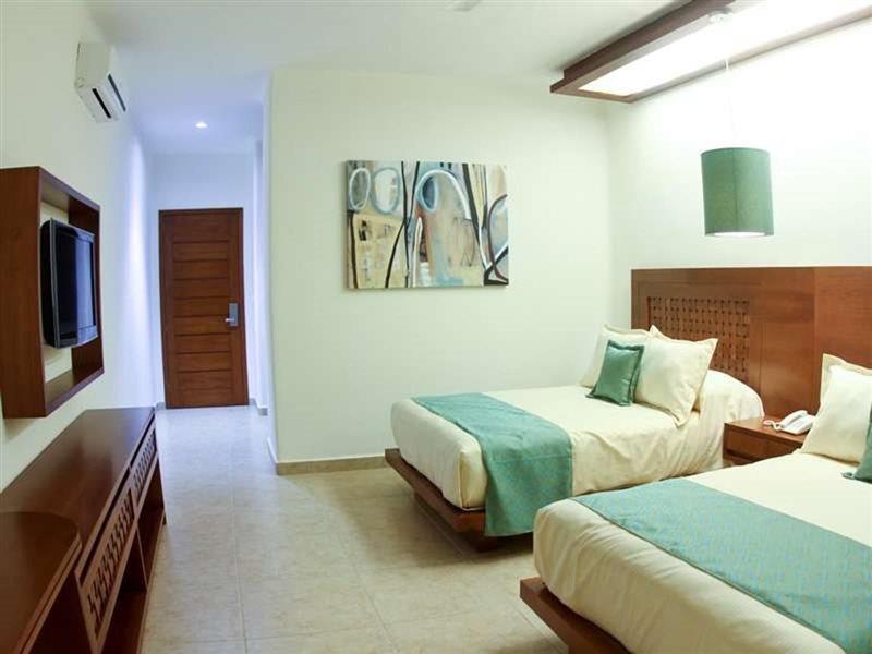 פוארטו אסקונדידו Hotel Blater מראה חיצוני תמונה