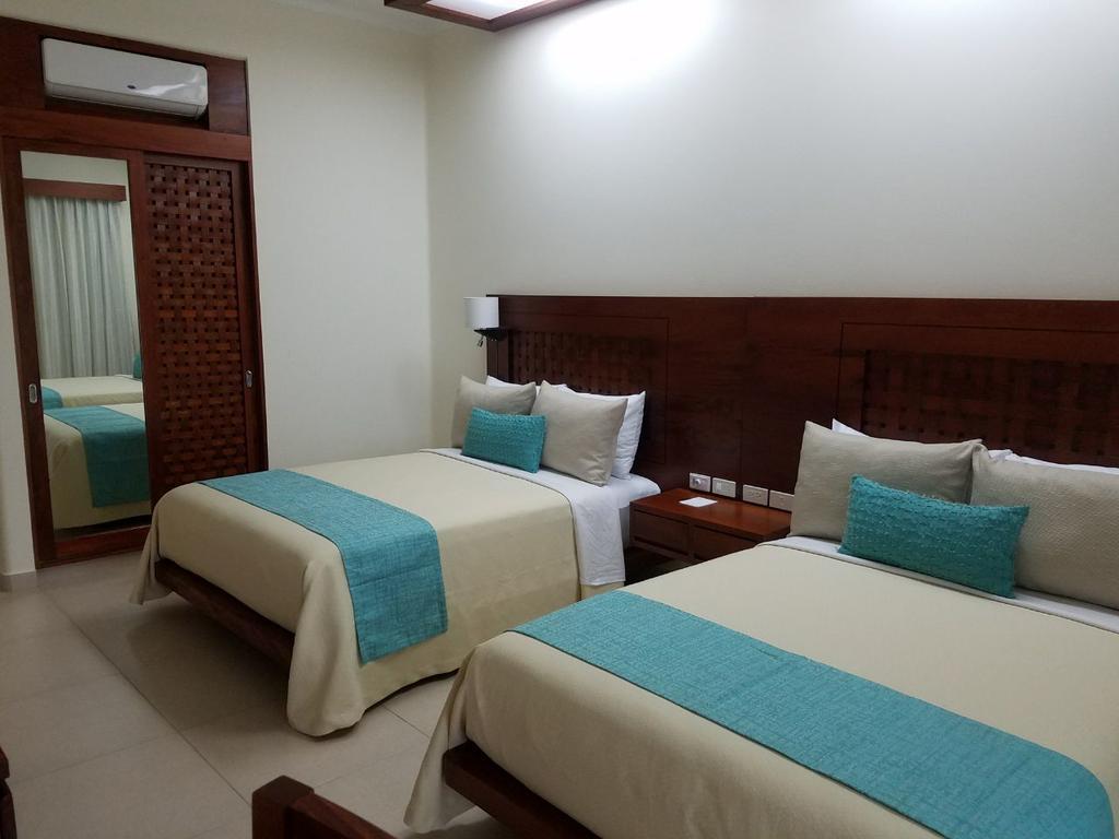 פוארטו אסקונדידו Hotel Blater מראה חיצוני תמונה